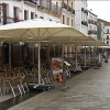 Terrazas en la plaza mayor de Cáceres