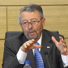 Alberto Oliart durante la presentación del borrador de reforma del Estatuto de Autonomía