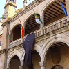El ayuntamiento de Plasencia en recuerdo a las víctimas del covid