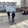 Agentes vigilando el cumplimiento de las cuarentenas en Plasencia
