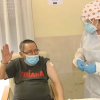 Vicente Mirón fue el primer extremeño en recibir la vacuna