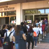 Entrada de alumnos a la prueba de la EBAU en el campus de Badajoz.