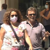 Extremeños paseando con y sin mascarilla