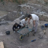 Arqueólogos en un yacimiento de Extremadura