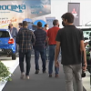 Primeros visitantes al Salón del Automóvil