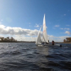 El embalse de Orellana es un lugar perfecto para practicar vela