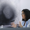 La ministra de Sanidad, Carolina Darias, ofrece una rueda de prensa al término de la reunión del Consejo Interterritorial del Sistema Nacional de Salud mientras en la pantalla se muestra una imagen de la viruela del mono, este miércoles en Madrid. 