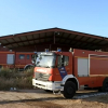 Bomberos en planta de residuos Movilex de Lobón