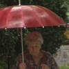 Mujer con paraguas