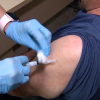 Primer día de vacunación de gripe y covid