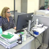 Funcionarios trabajando