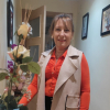 María Isabel Valero Lucas, vendedora que ha repartido 21 millones con el Extra Día de la Madre de la ONCE, esta noche tras conocer la noticia