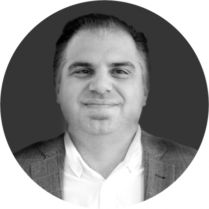Jorge Andrada, Director Corporativo