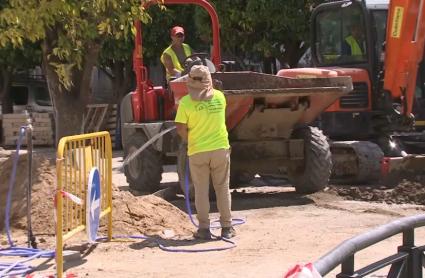 Trabajadores al sol y con 40º