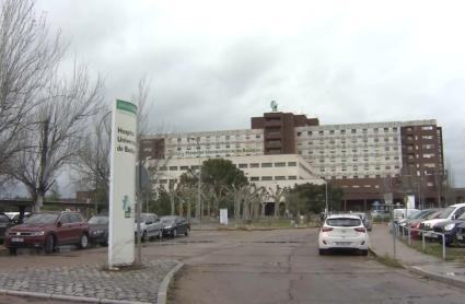 Herido grave un varón de 45 años en la colisión entre un turismo y un camión cerca de La Albuera