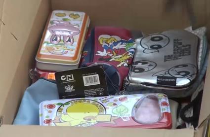 La asociación "GC Ayuda" entrega juguetes recaudados en Don Benito a niños afectados por la DANA