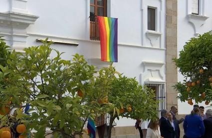 La Junta asegura que la derogación de la Ley de Memoria Histórica no supondrá modificaciones en otras, como la Ley LGTBI