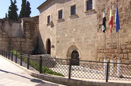 Extremadura cierra 2024 con un superávit de 420 millones, el 1,59% de su PIB