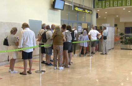 Aena asegura que los aeropuertos están operativos aunque se pueden producir retrasos