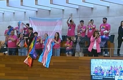 La Asamblea rechaza la derogación de la ley LGTBI solicitada por VOX  