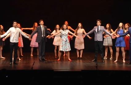 Más de mil alumnos de la región participan en el XII Festival Escolar 'Con Letras de Oro' desde este lunes en Mérida