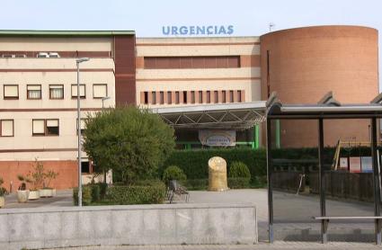 Herido un hombre de 63 años tras caerle sobre las piernas la pala de una máquina en un taller cerca de Aceuchal