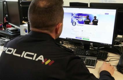 Detenidas 35 personas por almacenar e intercambiar pornografía infantil, una de ellas en Cáceres