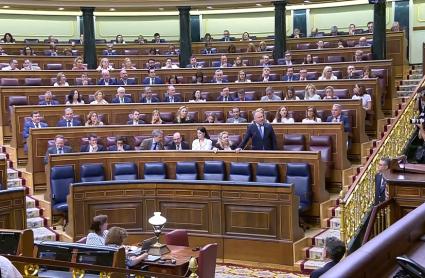 Los grupos políticos afean a Sanchez que no comparezca hasta el 9 de julio