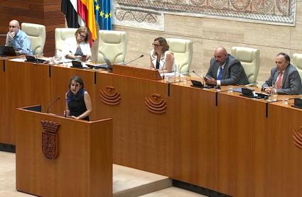 Irene de Miguel durante el Debate sobre el Estado de la Región
