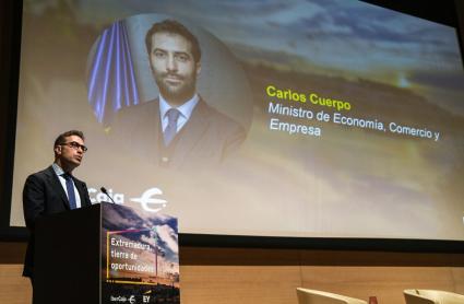 El ministro de Economía, Comercio y Empresa Carlos Cuerpo, interviene en la jornada 'Extremadura, tierra de oportunidades', organizada por EY e Ibercaja, en el Edificio Siglo XXI, en Badajoz