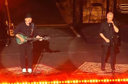 El dúo Pecos hace lleno absoluto en el Teatro Romano de Mérida y se prepara para un segundo concierto lleno de nostalgia