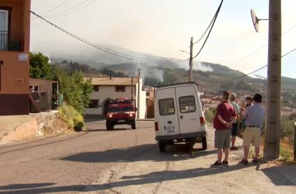 Las autoridades descartan "en este momento" nuevas evacuaciones por el incendio de Las Hurdes