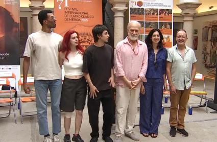 Actores y directora de 'Memorias de Adriano'