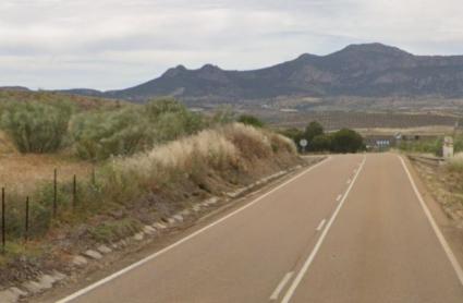 Carretera BA-079 entre Hornachos e Hinojosa del Valle