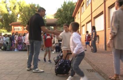 Vuelta al cole en un centro educativo de Cáceres
