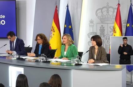 Los ministros de Transformación Digital y Función Pública, Óscar López; de Sanidad, Mónica García; de Educación, Pilar Alegría, y de Ciencia, Diana Morant, en rueda de prensa tras el Consejo de Ministros - Alberto Ortega