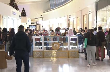 Colas en El Faro durante el día posterior a Navidad