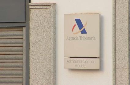 Exterior de una oficina de la Agencia Tributaria