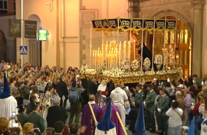 Salida de la iglesia de Santo Domingo de María Santísima de los Dolores