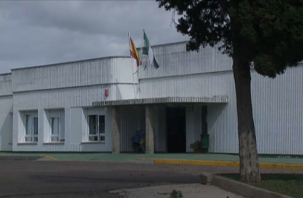 Fachada del Centro de Atención a Personas con Discapacidad 'Nuestra Señora de las Cruces' de Don Benito