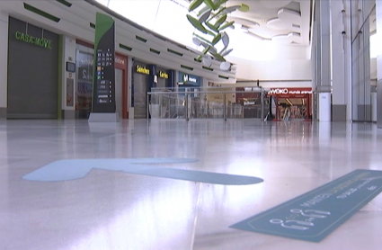 Los centros comerciales vuelven a abrir este viernes