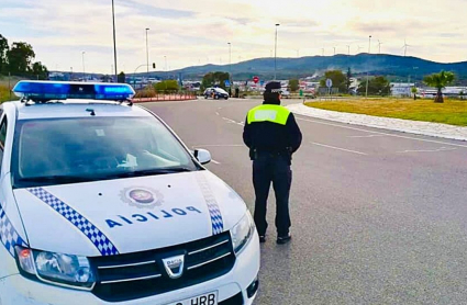 Policías de Plasencia en un control policial