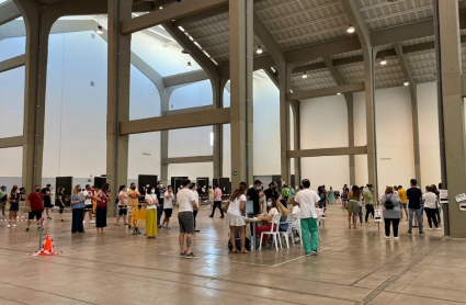Vacunación masiva en IFEME, Mérida
