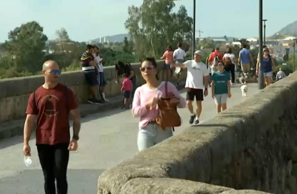 Turistas paseando por Mérida