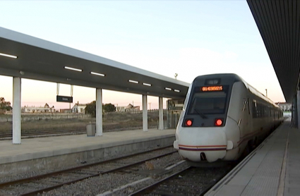 Media Distancia Cáceres-Sevilla en la estación cacereña