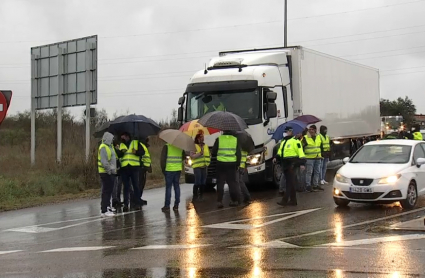 Paro de transportes en Extremadura
