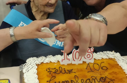 Isidra cumple 106 años