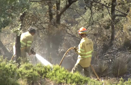 Trabajadores del INFOEX actuando en el incendio