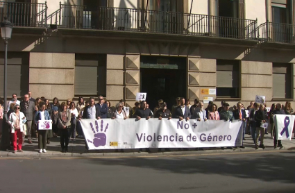 Minuto de silencio por la violencia machista