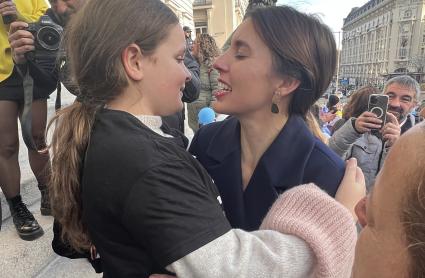 Elsa y la ministra de Igualdad